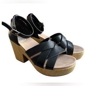 Dr. Scholl's Women's Blissful Ankle Strap Sandals. Black Faux Leather. Size 7.5